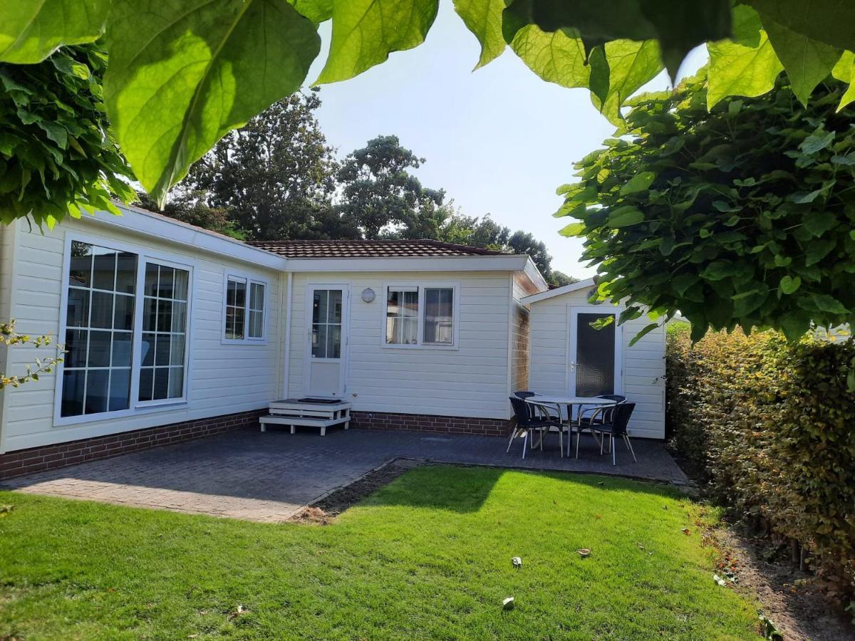 Holiday Park Dennenbos Oostkapelle Exterior foto